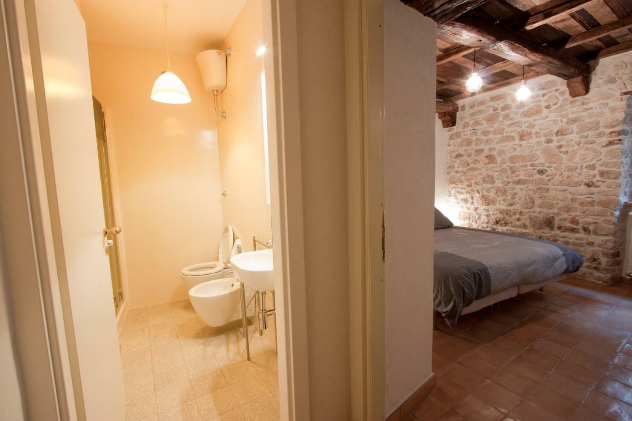 Lelive Bed&Breakfast Sermoneta Eksteriør billede