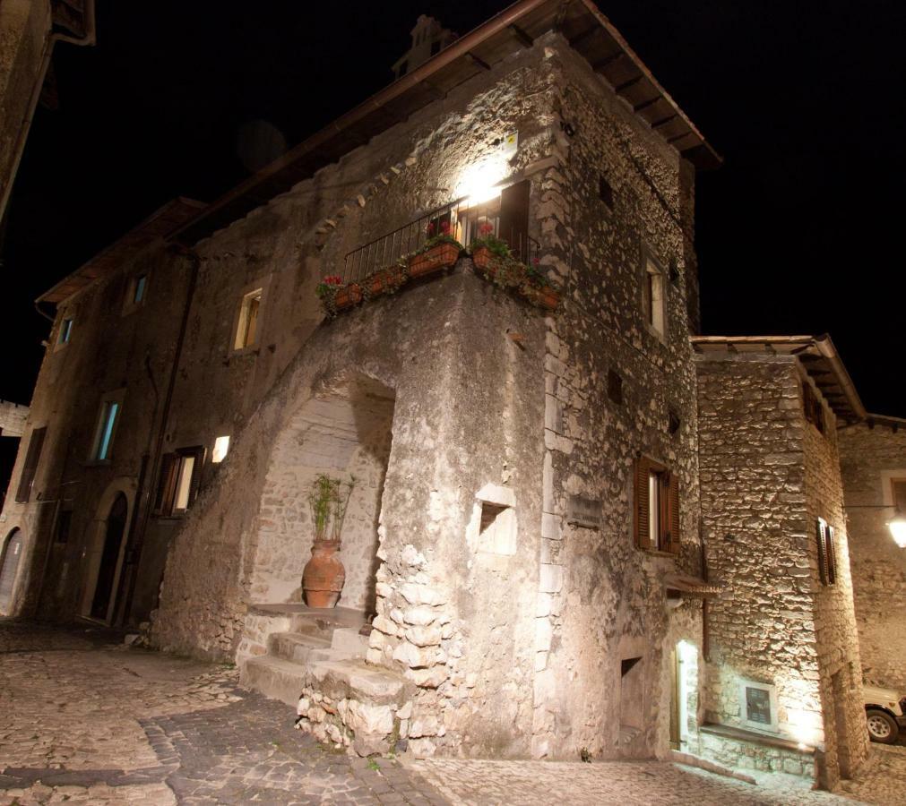 Lelive Bed&Breakfast Sermoneta Eksteriør billede