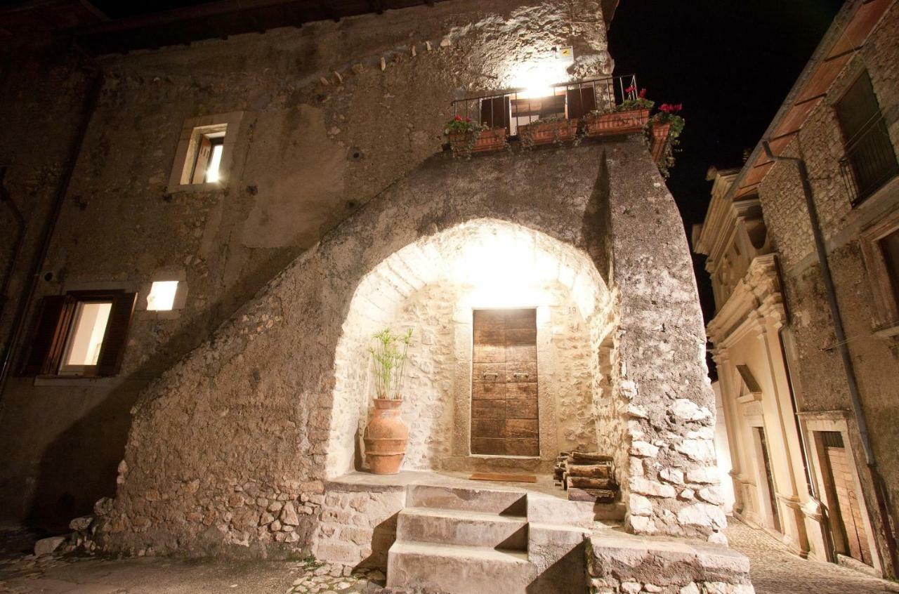 Lelive Bed&Breakfast Sermoneta Eksteriør billede